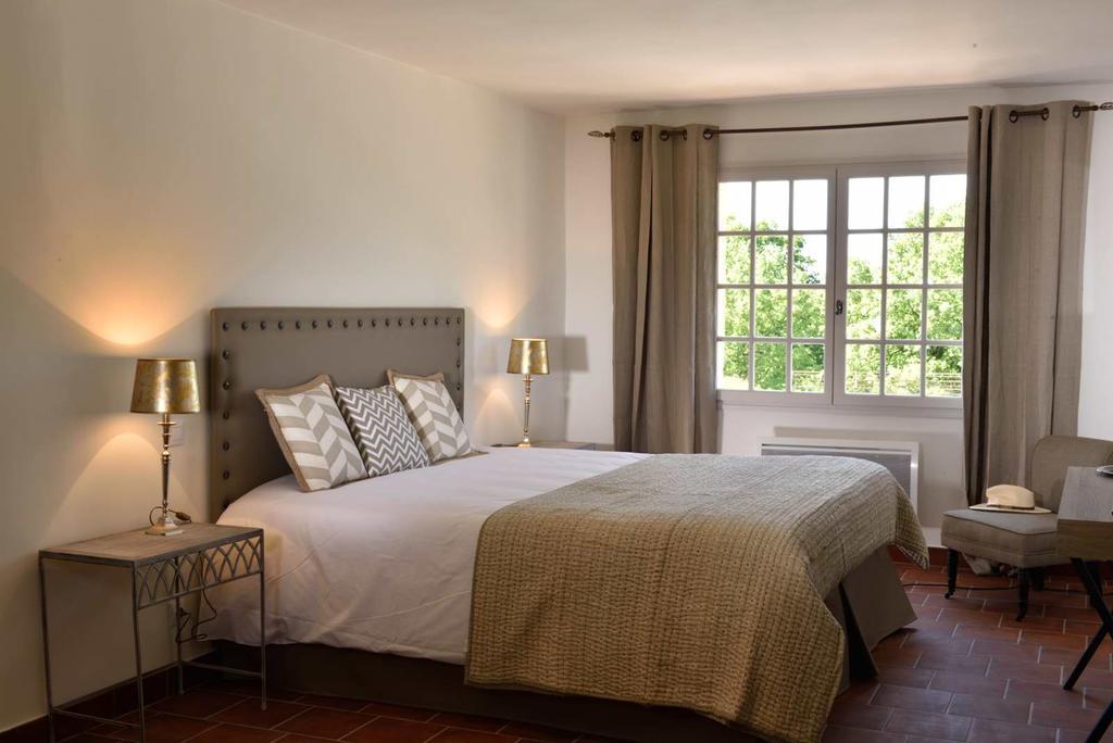 Bed and Breakfast Domaine Le Bois Des Dames Chantemerle-lès-Grignan Esterno foto